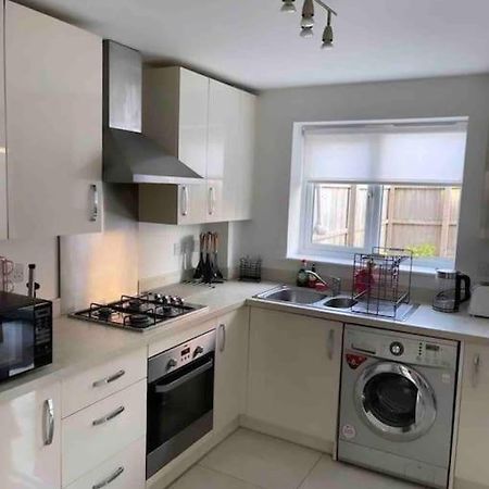 3 Stories, 5 Bedroom House In Prime Location With Balcony And Shared Garden 리버풀 외부 사진