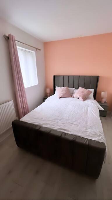 3 Stories, 5 Bedroom House In Prime Location With Balcony And Shared Garden 리버풀 외부 사진
